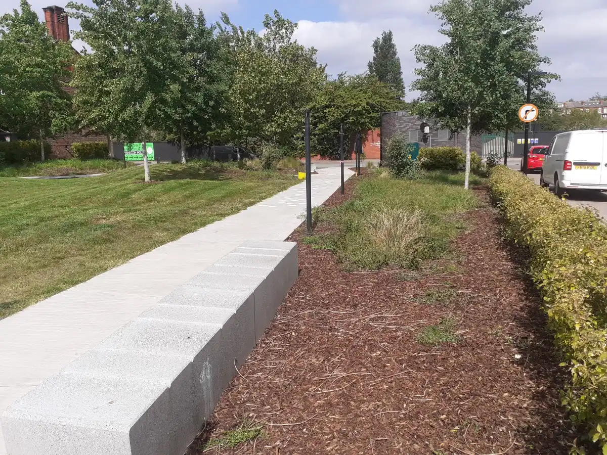 Paving and driveway by Gardeners Choice